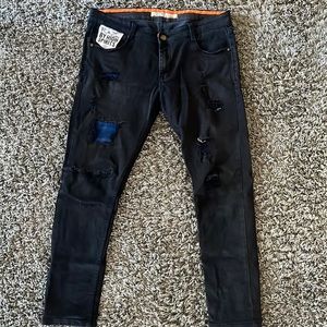 R&Z Distressed Jeans